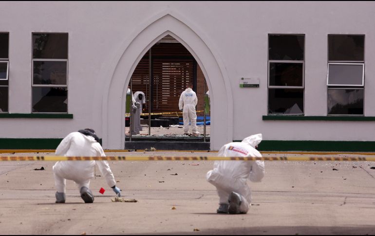 ATENTADO TERRORISTA DEJA 21 MUERTOS EN COLOMBIA