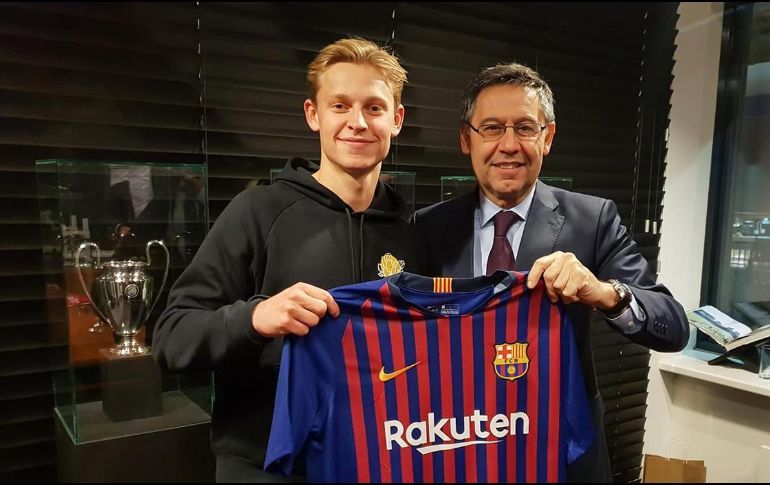 BARCELONA ANUNCIA FICHAJE DEL HOLANDÉS FRENKIE DE JONG