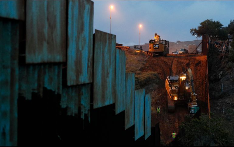 GRAN PARTE DEL MURO YA FUE «RENOVADO O CONSTRUIDO», DICE TRUMP