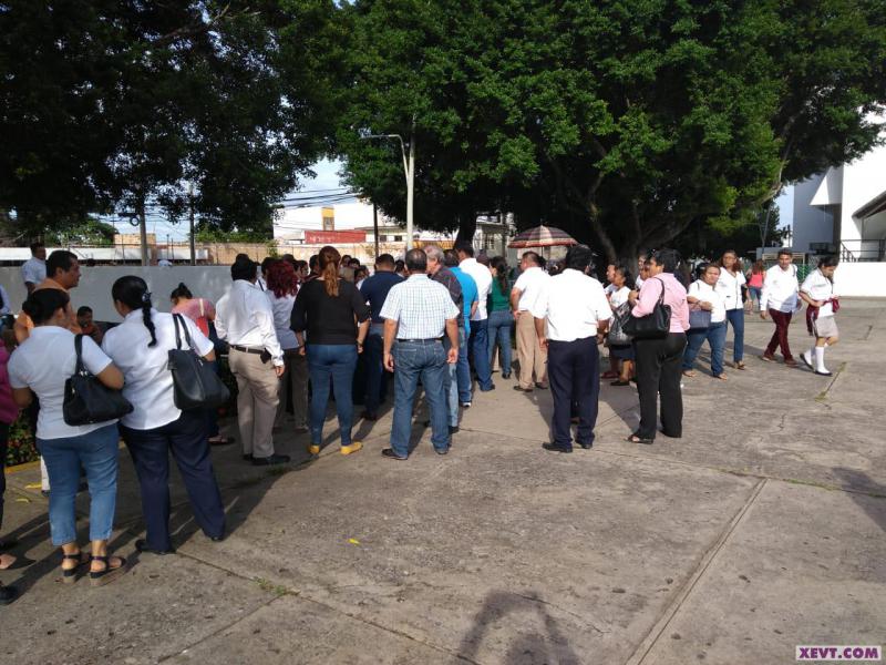 INCONFORMES CON VALES DE DESPENSA SE MANIFESTARÁN EN HOY EN VILLAHERMOSA