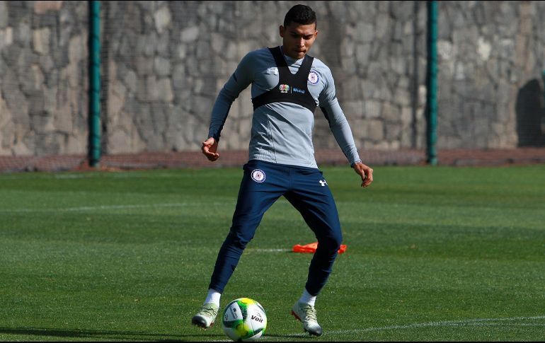 ORBELÍN PINEDA VE A CRUZ AZUL COMO TRAMPOLÍN PARA EMIGRAR A EUROPA