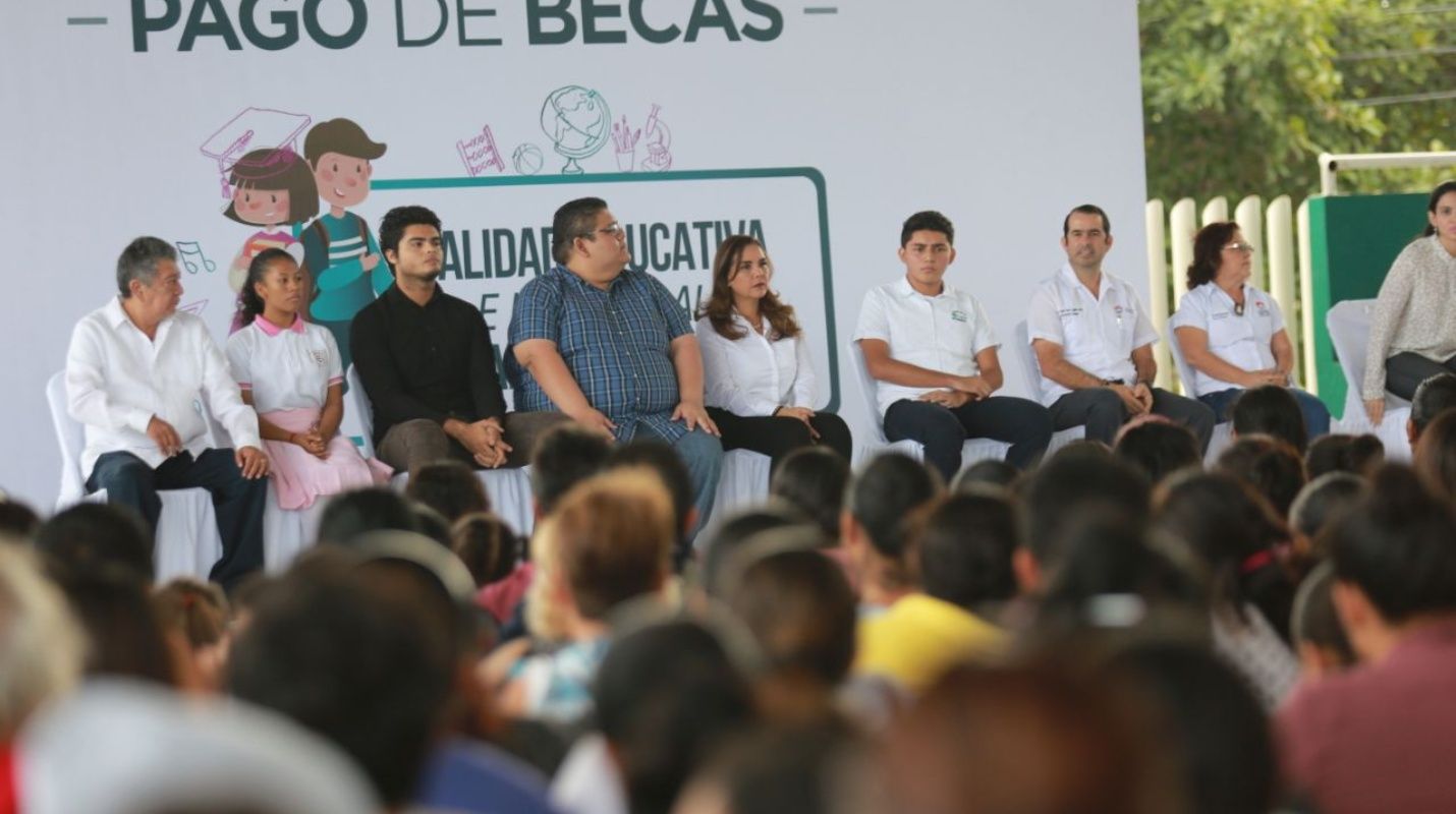 Garantiza Mara Lezama derechos de niñas y niños en Cancún