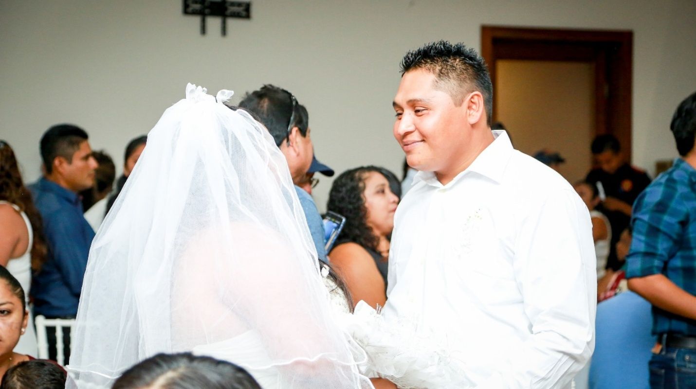 Celebran bodas colectivas en Tulum «AMOR Y AMISTAD»