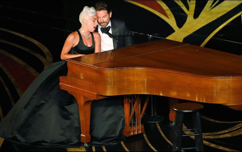 DÚO CON BRADLEY COOPER FUE ACTUACIÓN, NO AMOR: LADY GAGA
