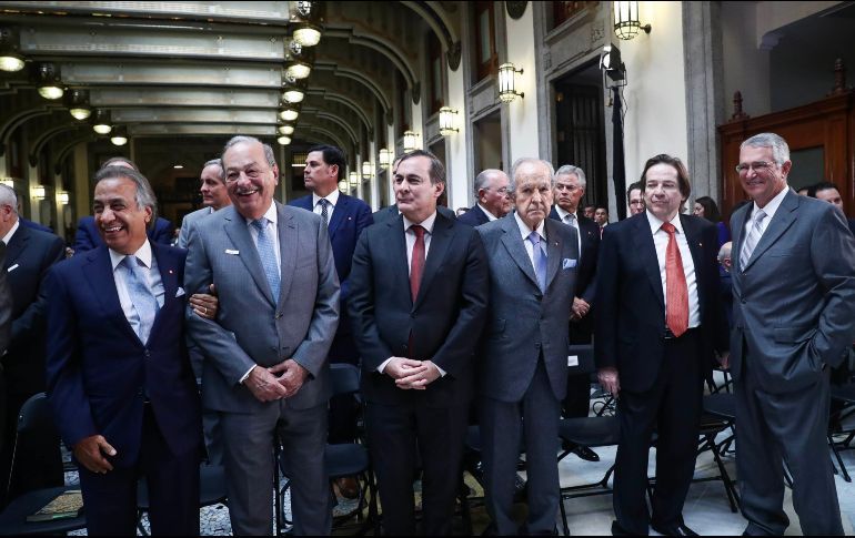 EMPRESARIOS Y AMLO PACTAN IMPULSO DE ECONOMÍA