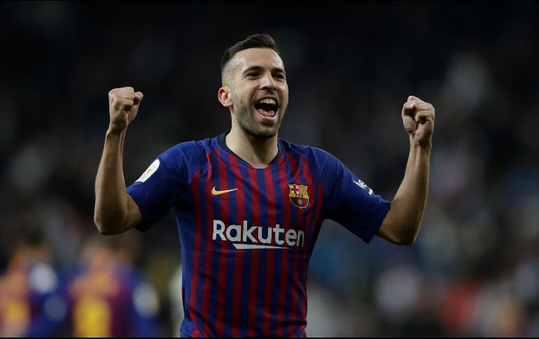 JORDI ALBA RENUEVA CON EL BARCELONA HASTA 2024