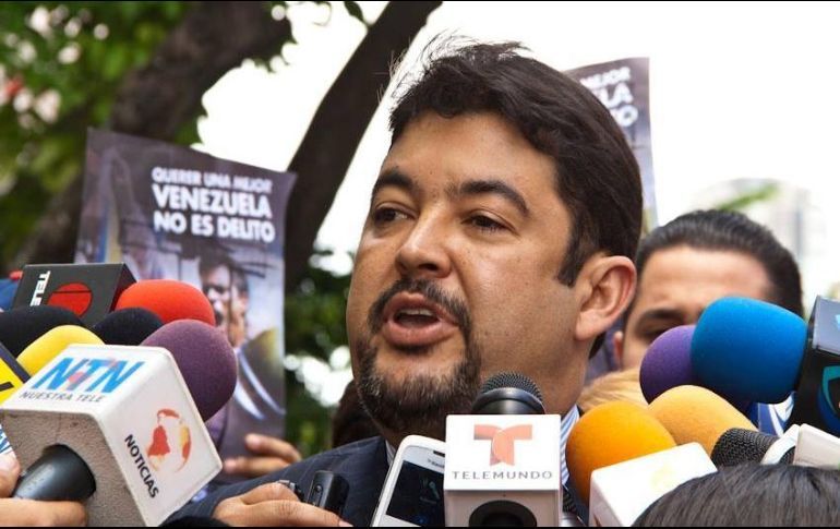 DETIENEN AL JEFE DE DESPACHO DE GUAIDÓ EN VENEZUELA