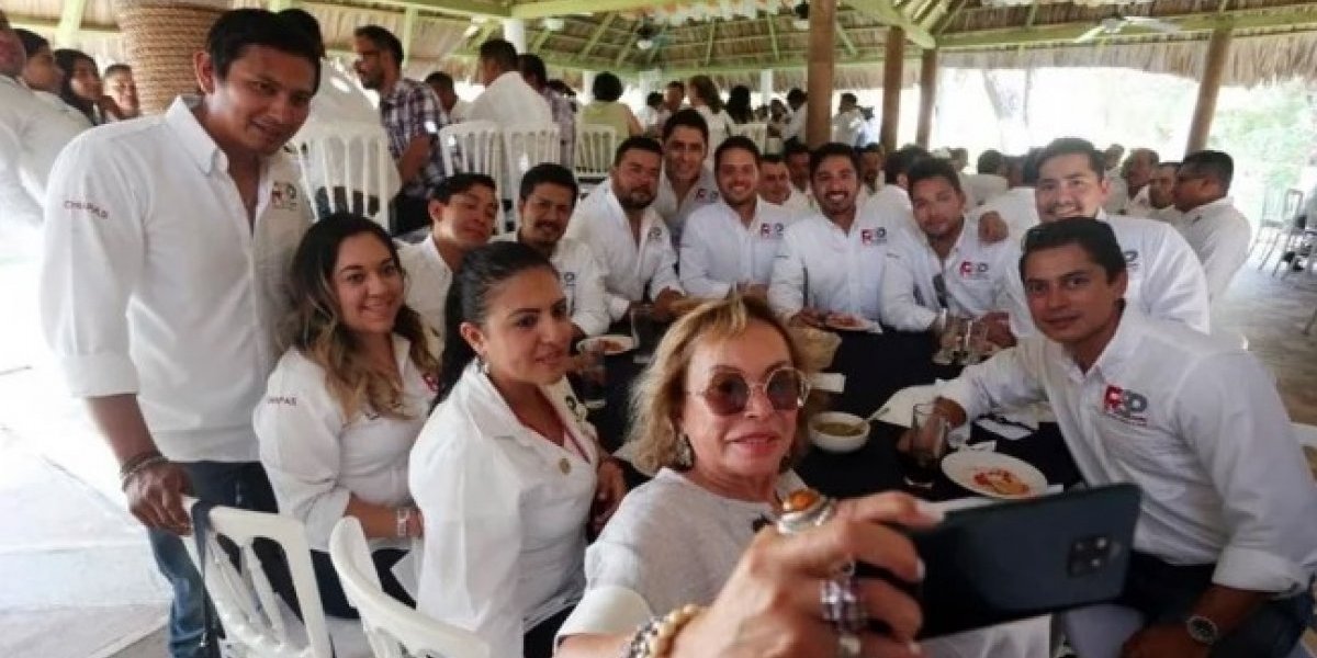 GORDILLO REAPARECE EN EVENTO DEL PARTIDO REDES SOCIALES PROGRESISTAS