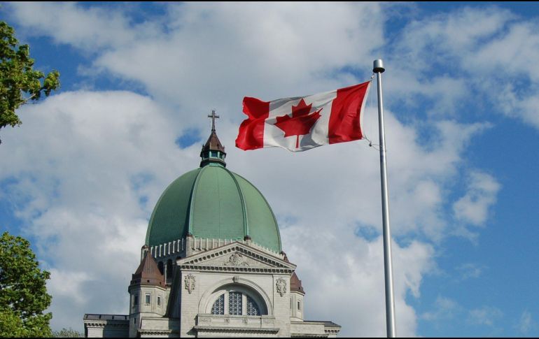 UN SACERDOTE ES APUÑALADO MIENTRAS OFICIA UNA MISA EN MONTREAL