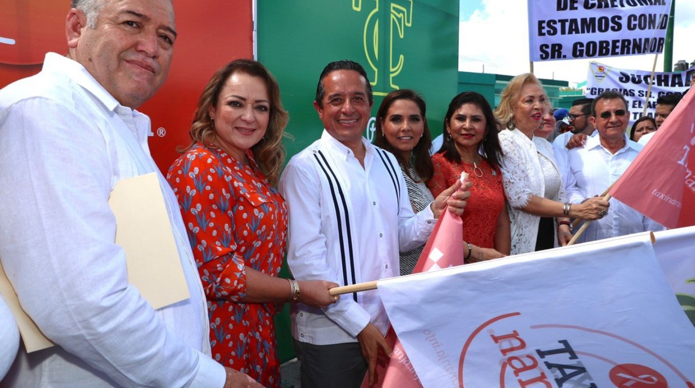 Entran en operación 200 nuevos taxis naranjas en Cancún