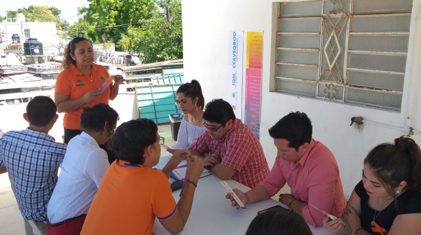El Instituto Quintanarroense de la Mujer promueve el día naranja