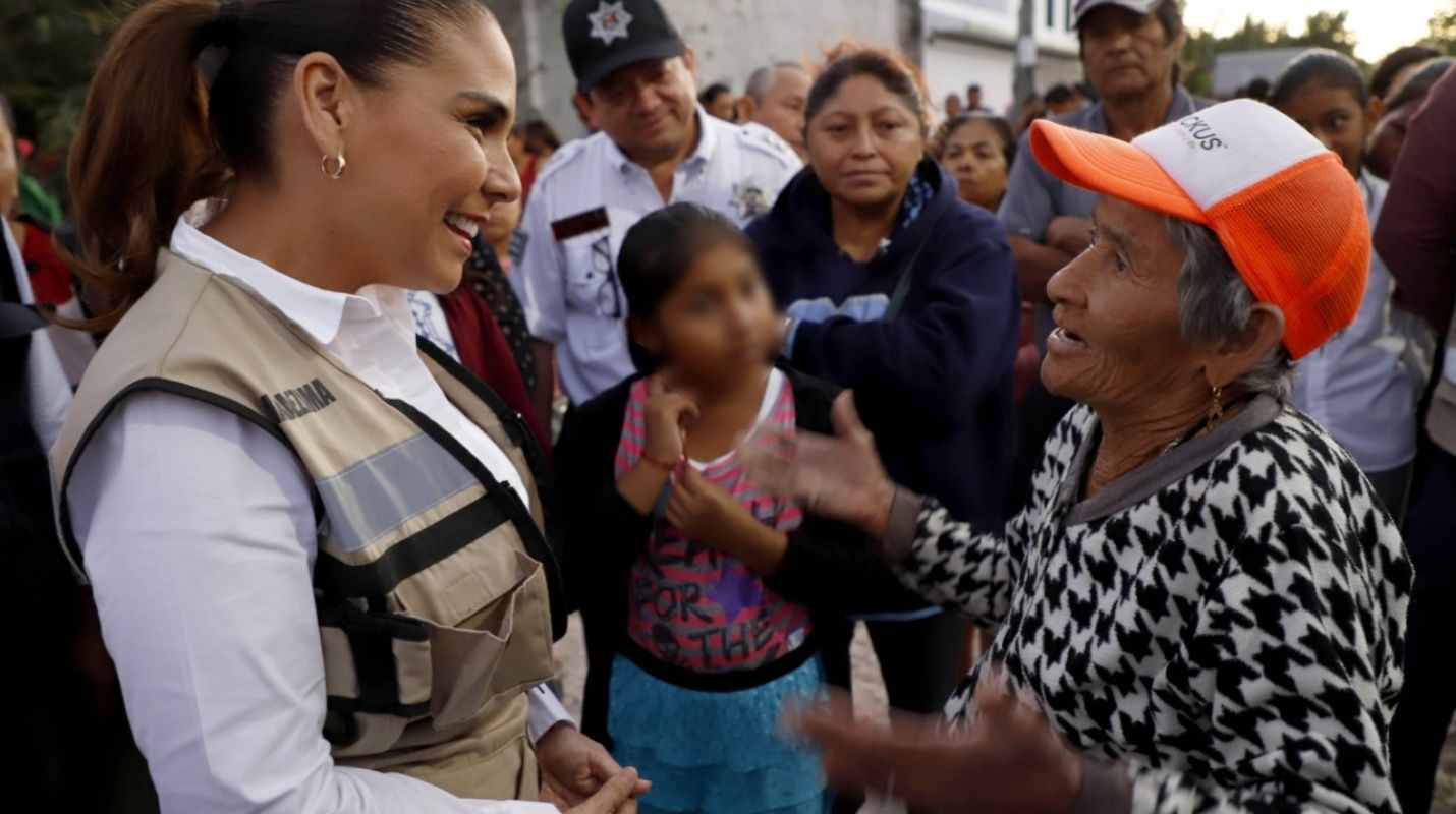 Gobierno de Benito Juaréz brinda apoyo a abuelitos de la ciudad