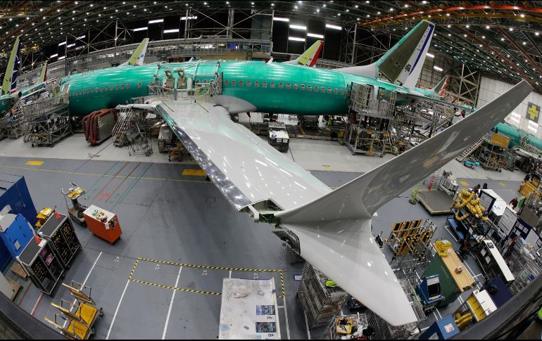 BOEING REDUCIRÁ SU PRODUCCIÓN MENSUAL DEL MODELO 737 MAX