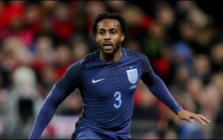 FUTBOLISTA DANNY ROSE PIENSA EN EL RETIRO DEBIDO AL RACISMO