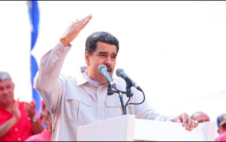 MADURO PIDE A MÉXICO CONVOCAR A UN DIÁLOGO ENTRE GOBIERNO Y OPOSICIÓN