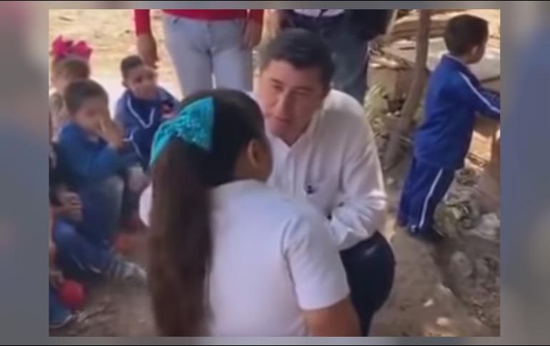 «TIENE UNA OBESIDAD ESPANTOSA Y HORRIBLE», DICE EDIL A ALUMNA