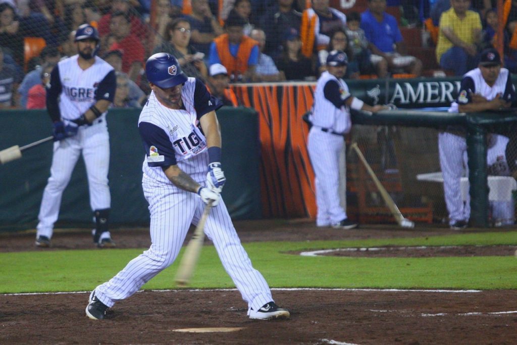 INICIA DE LA TEMPORADA DE BEISBOL 2019 EN EL ESTADIO BETO ÁVILA DE CANCÚN