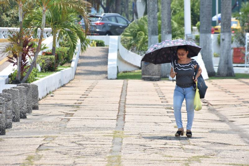 ALTAS TEMPERATURAS SE MANTIENEN EN TABASCO, AUNQUE CON PROPENSAS LLUVIAS
