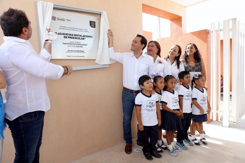 EL GOBERNADOR MAURICIO VILA DOSAL INAUGURA UN NUEVO JARDÍN DE NIÑOS EN PROGRESO