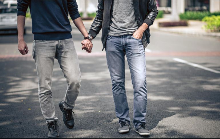 LÓPEZ OBRADOR DECRETA DÍA NACIONAL CONTRA LA HOMOFOBIA, LESBOFOBIA Y BIFOBIA