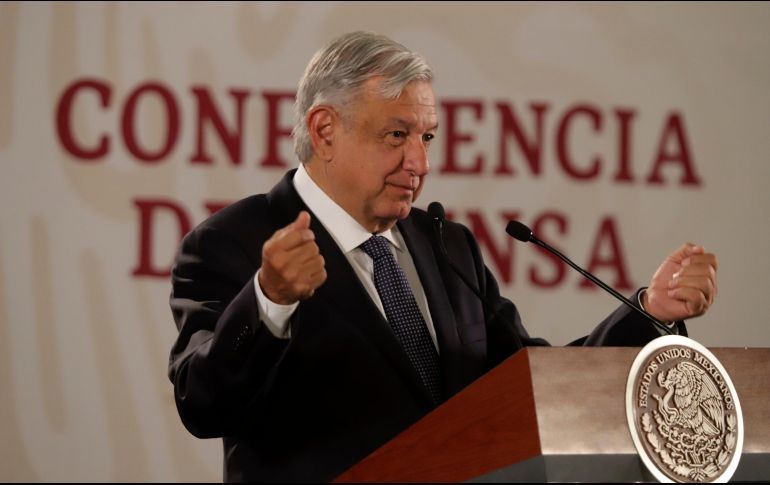 LÓPEZ OBRADOR PROHÍBE USAR SU NOMBRE O DEL GOBIERNO PARA HACER «INFLUYENTISMO»