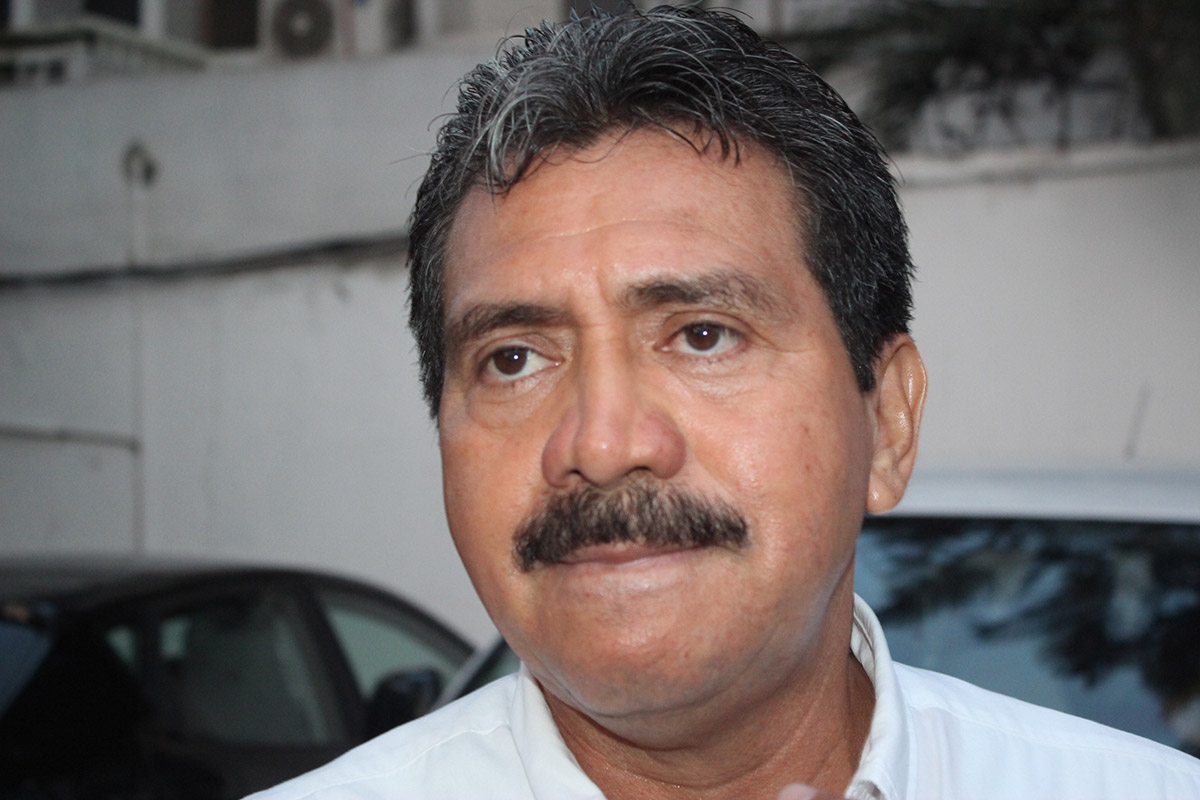 PIDE EVARISTO A COMERCIANTES VÍCTIMAS DE EXTORSIÓN DENUNCIAR… PARA PODER SANCIONAR
