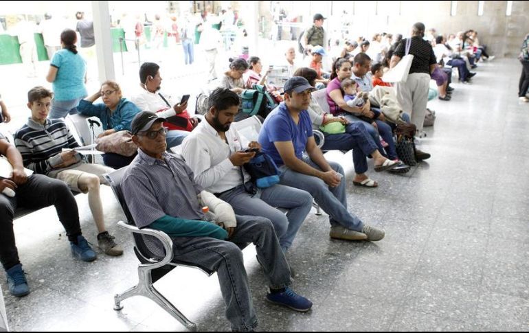 ZOÉ ROBLEDO RECHAZA QUE HAYA CRISIS EN EL IMSS