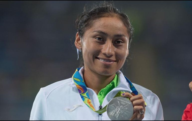 ACUSAN A LUPITA GONZÁLEZ DE OCULTAR LA VERDAD