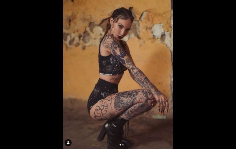 BELINDA SE «TATÚA» TODO EL CUERPO