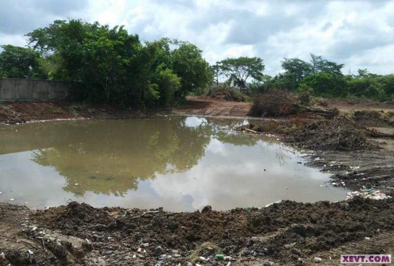 DENUNCIAN RELLENO DE MATERIAL TÓXICO EN ANACLETO CANABAL