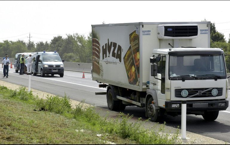 HUNGRÍA DA CADENA PERPETUA A RESPONSABLES DE LA MUERTE DE 71 REFUGIADOS