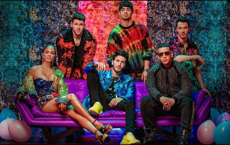 LOS JONAS BROTHERS CANTARÁN EN ESPAÑOL EN «RUNAWAY»