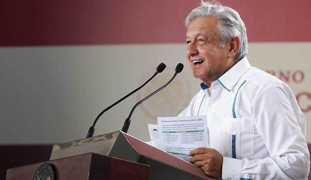 LÓPEZ OBRADOR PROMETE TERMINAR CON APAGONES EN EL SURESTE DEL PAÍS