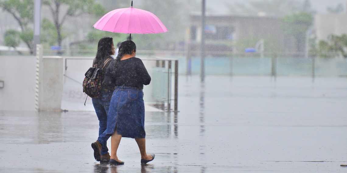 PREVÉN LLUVIAS EN LA SIERRA TABASQUEÑA POR PASO DE ONDA TROPICAL
