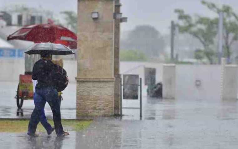 PRONOSTICAN LLUVIAS MUY FUERTES PARA HOY EN TABASCO