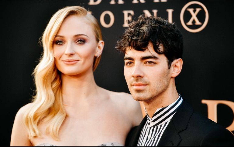 SOPHIE TURNER DESLUMBRA EN EL ESTRENO MUNDIAL DE «DARK PHOENIX»