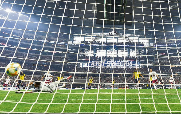 TRI CONTUNDENTE DE CARA A COPA ORO