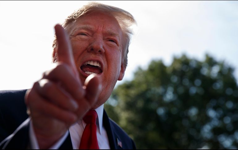 TRUMP SUGIERE BOICOTEAR A AT&T PARA FORZAR CAMBIOS EN CNN