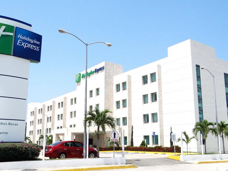 REPUNTA 80% OCUPACIÓN HOTELERA EN PARAÍSO POR INICIO DE LA REFINERÍA