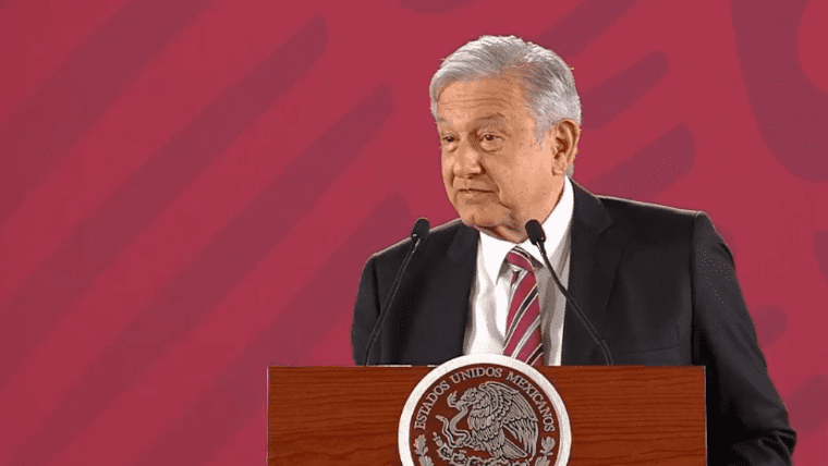 AMLO REVELA HALLAZGO DE CÁMARA «SOFISTICADA» EN SALA DE PALACIO NACIONAL