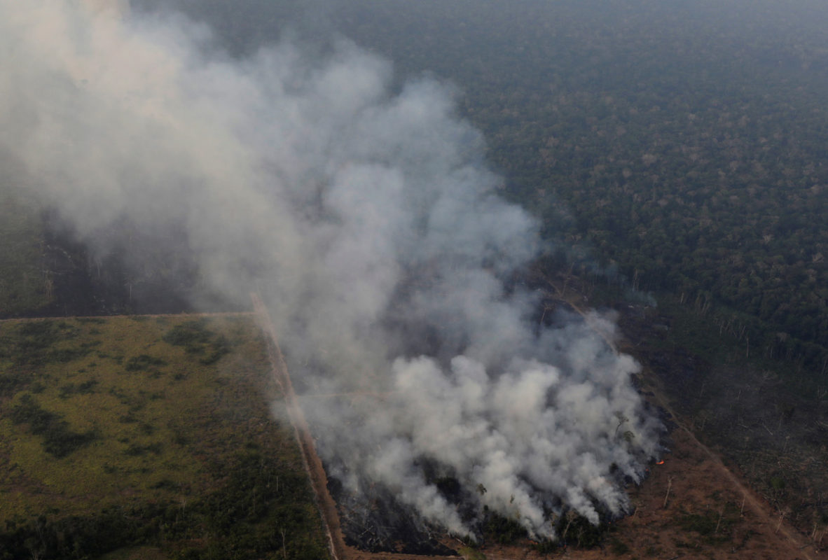 BRASIL, SIN FONDOS PARA COMBATIR LOS INCENDIOS EN EL AMAZONAS