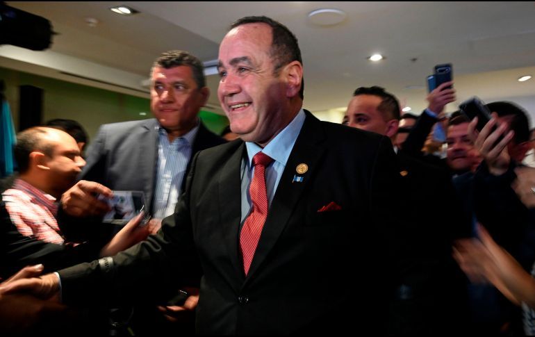 GUATEMALA ELIGE A ALEJANDRO GIAMMATTEI COMO PRESIDENTE