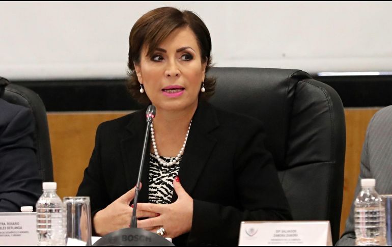 HACIENDA CONGELA CUENTAS BANCARIAS DE ROSARIO ROBLES