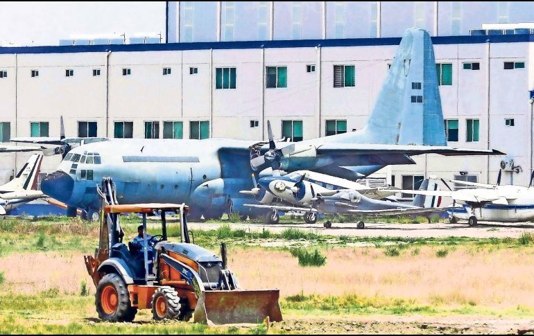 LÓPEZ OBRADOR ENFRENTARÁ AMPAROS CONTRA SANTA LUCÍA «SIN PERDER LA CABEZA»