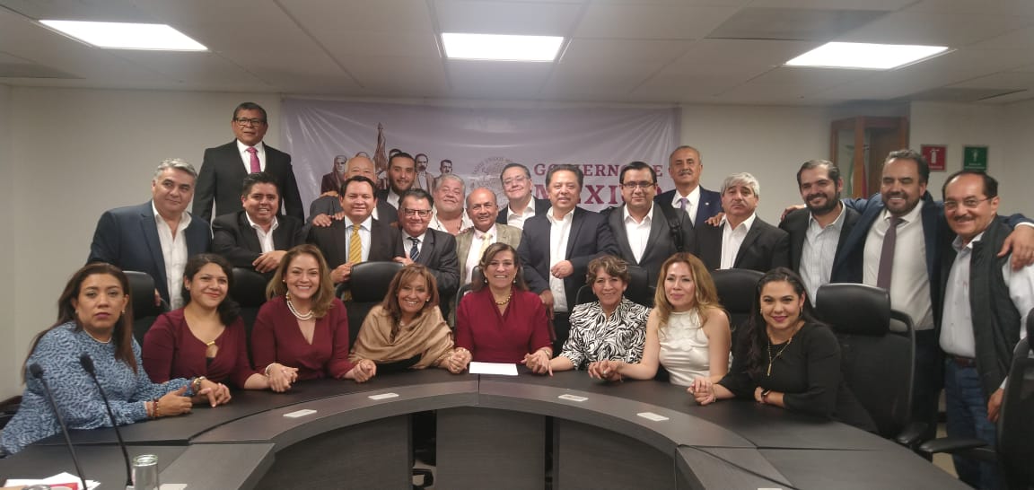 ACUDEN DELEGADOS FEDERALES AL INFORME PRESIDENCIAL