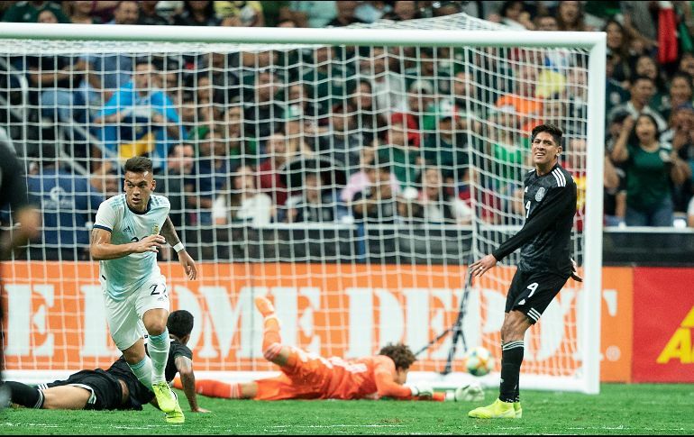 MÉXICO, SIN DEFENSAS ANTE ARGENTINA