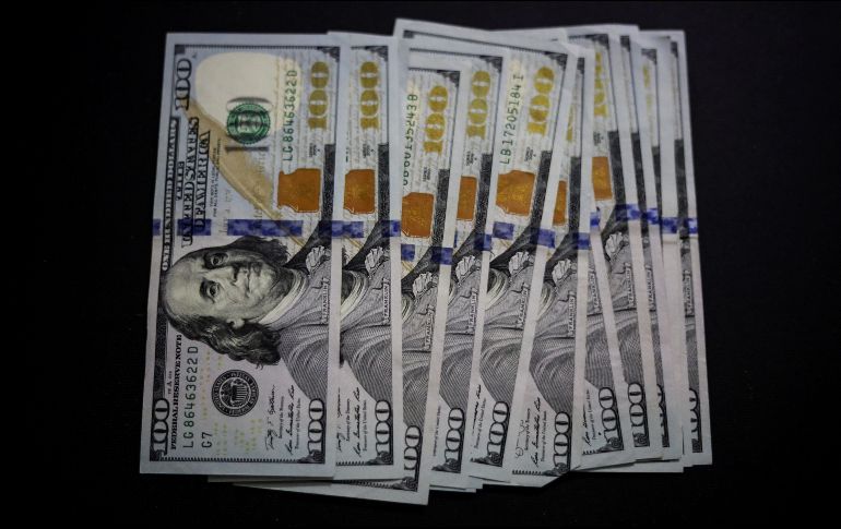 EMPRESARIOS Y CELEBRIDADES SE BENEFICIARON DE PERDONES FISCALES DE CALDERÓN Y PEÑA NIETO