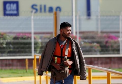 HUELGA EN GENERAL MOTORS: CÓMO EL PARO DE OBREROS EN EE.UU. ESTÁ GOLPEANDO A MÉXICO Y CANADÁ