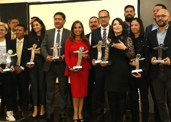 RECONOCEN TRABAJO DE MARA LEZAMA EN MATERIA DE TRANSPARENCIA