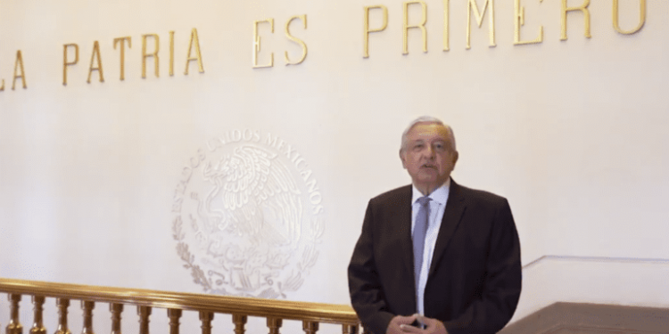 A UN AÑO DE GOBIERNO, AMLO INVITA A FESTEJAR AL ZÓCALO EL DOMINGO